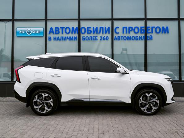 Geely Atlas II с пробегом 2024 года, цена 3 149 000 рублей, 32608 км, внедорожник, Автокод Объявления