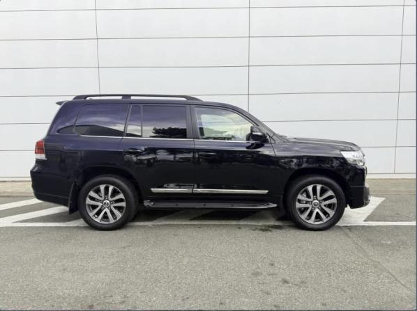 Toyota Land Cruiser 200 Series Рестайлинг 2 с пробегом 2016 года, цена 5 700 000 рублей, 122630 км, внедорожник, Автокод Объявления