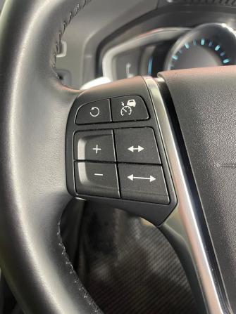 Volvo V60 I Рестайлинг с пробегом 2013 года, цена 1 470 000 рублей, 56474 км, универсал, Автокод Объявления