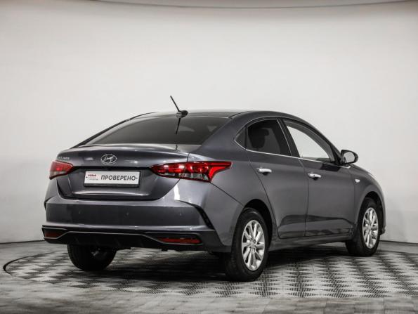 Hyundai Solaris II Рестайлинг с пробегом 2021 года, цена 1 399 000 рублей, 115861 км, седан, Автокод Объявления