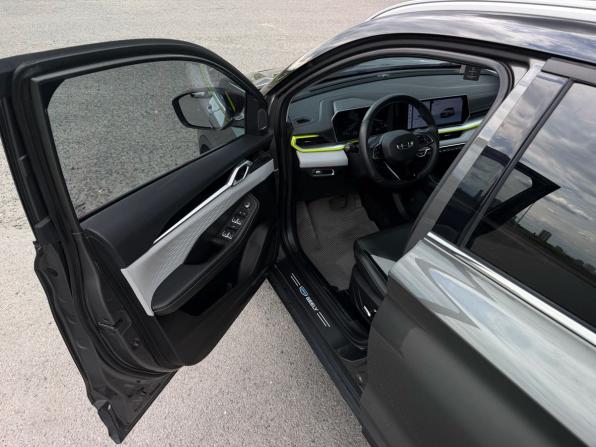 Geely Coolray I Рестайлинг с пробегом 2023 года, цена 2 070 000 рублей, 47300 км, внедорожник, Автокод Объявления