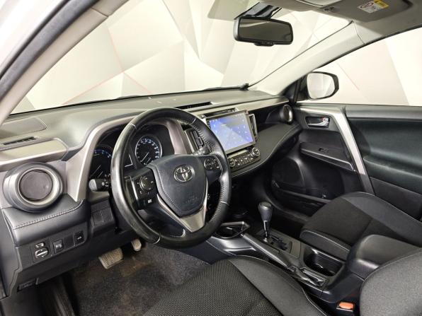 Toyota RAV4 IV (XA40) Рестайлинг с пробегом 2019 года, цена 2 297 000 рублей, 143443 км, внедорожник, Автокод Объявления