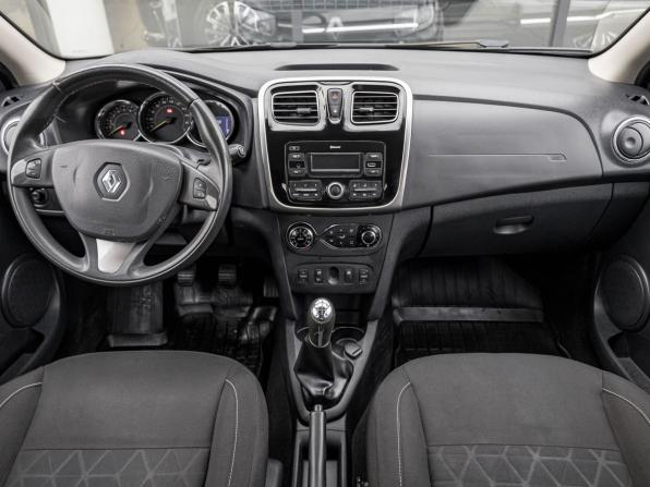 Renault Sandero II с пробегом 2017 года, цена 980 200 рублей, 105459 км, хэтчбек, Автокод Объявления