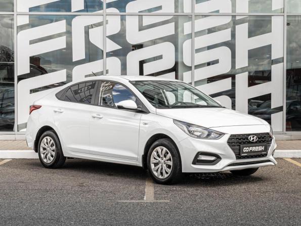 Hyundai Solaris II с пробегом 2019 года, цена 1 499 000 рублей, 127833 км, седан, Автокод Объявления