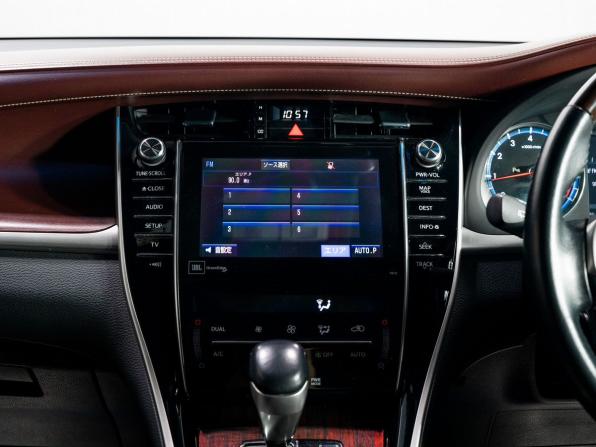 Toyota Harrier III (XU60) с пробегом 2015 года, цена 2 695 000 рублей, 92280 км, внедорожник, Автокод Объявления