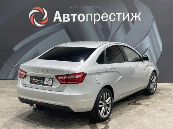 Lada (ВАЗ) Vesta I с пробегом 2017 года, цена 745 000 рублей, 140544 км, седан, Автокод Объявления