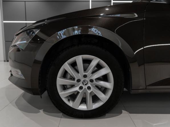 Skoda Superb III с пробегом 2017 года, цена 2 545 000 рублей, 95169 км, лифтбек, Автокод Объявления