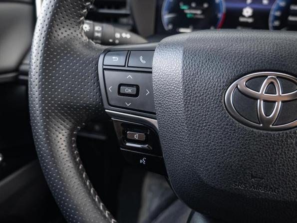 Toyota Camry IX (XV80) China Market с пробегом 2024 года, цена 3 599 000 рублей, 25842 км, седан, Автокод Объявления