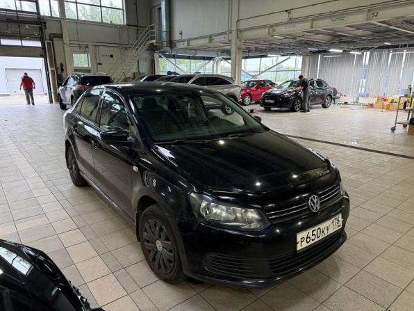 Volkswagen Polo V с пробегом 2013 года, цена 890 000 рублей, 124984 км, седан, Автокод Объявления