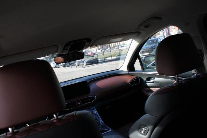 Hyundai Santa Fe IV Рестайлинг с пробегом 2022 года, цена 3 649 000 рублей, 106056 км, внедорожник, Автокод Объявления