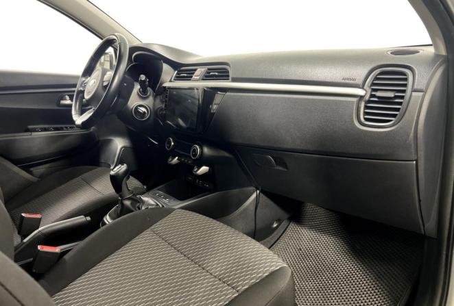 Kia Rio IV с пробегом 2018 года, цена 1 325 000 рублей, 82521 км, хэтчбек, Автокод Объявления