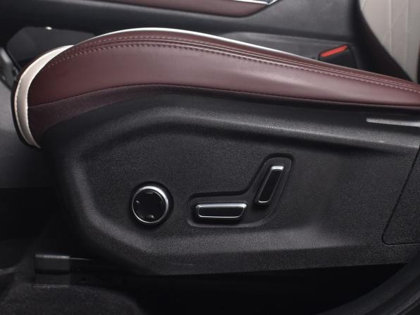 Geely Monjaro I с пробегом 2023 года, цена 3 284 995 рублей, 48698 км, внедорожник, Автокод Объявления