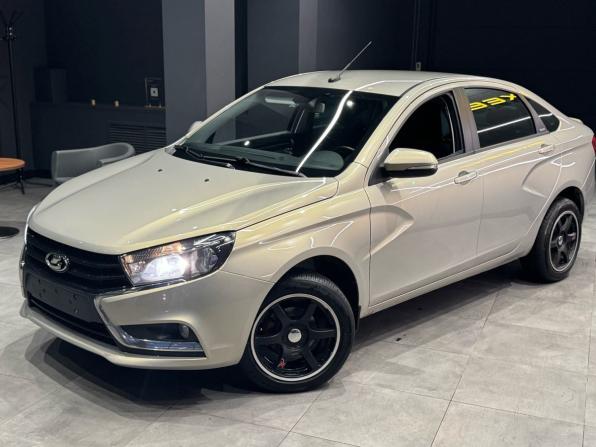 Lada (ВАЗ) Vesta I с пробегом 2018 года, цена 900 000 рублей, 119058 км, седан, Автокод Объявления
