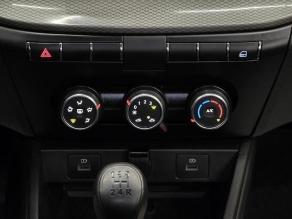 Lada (ВАЗ) Vesta I Рестайлинг (NG) с пробегом 2024 года, цена 1 099 000 рублей, 39000 км, седан, Автокод Объявления