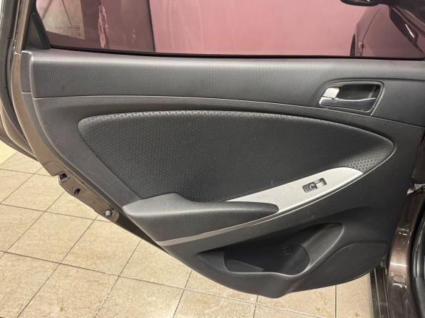 Hyundai Solaris I Рестайлинг с пробегом 2014 года, цена 749 000 рублей, 190175 км, хэтчбек, Автокод Объявления