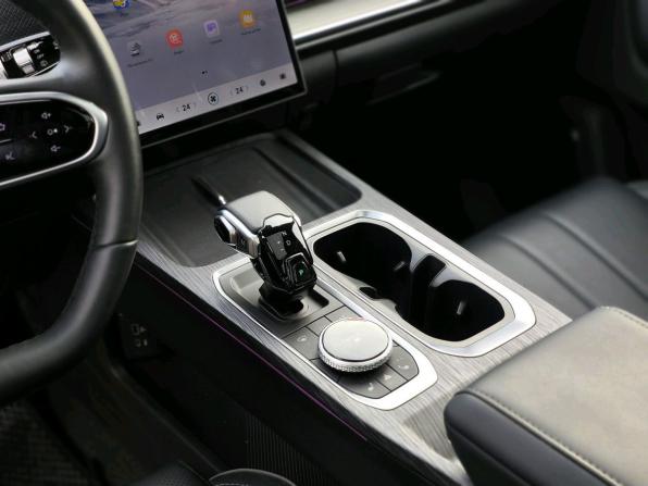 Jaecoo J7 I Рестайлинг с пробегом 2025 года, цена 2 650 000 рублей, 10400 км, внедорожник, Автокод Объявления