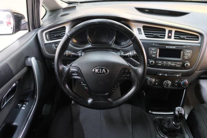 Kia Ceed II с пробегом 2014 года, цена 899 000 рублей, 146000 км, хэтчбек, Автокод Объявления