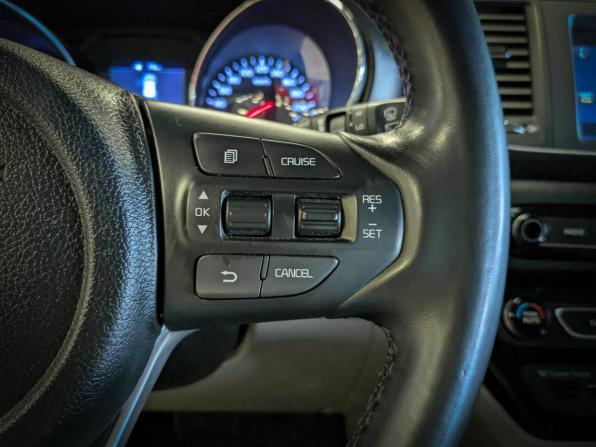 Kia Carnival III с пробегом 2019 года, цена 2 799 500 рублей, 137000 км, минивэн, Автокод Объявления