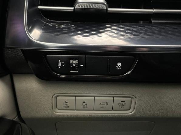 Kia Carnival IV с пробегом 2022 года, цена 4 250 000 рублей, 76661 км, минивэн, Автокод Объявления