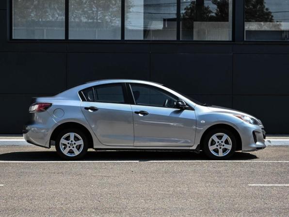 Mazda 3 II (BL) Рестайлинг с пробегом 2012 года, цена 918 070 рублей, 181177 км, седан, Автокод Объявления