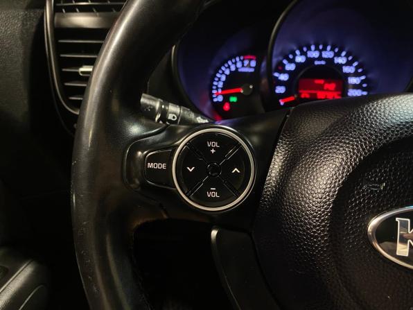 Kia Soul II с пробегом 2015 года, цена 1 299 000 рублей, 92786 км, хэтчбек, Автокод Объявления