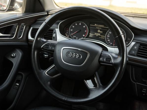 Audi A6 IV (C7) Рестайлинг с пробегом 2015 года, цена 2 048 000 рублей, 121046 км, седан, Автокод Объявления