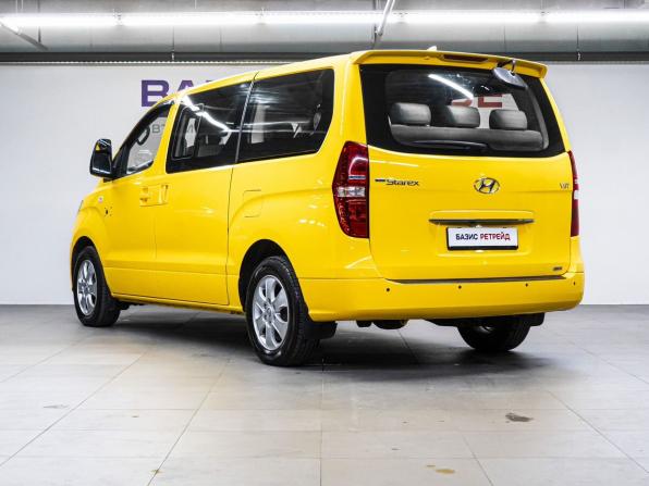 Hyundai Grand Starex I Рестайлинг 2 с пробегом 2020 года, цена 2 659 000 рублей, 165568 км, минивэн, Автокод Объявления