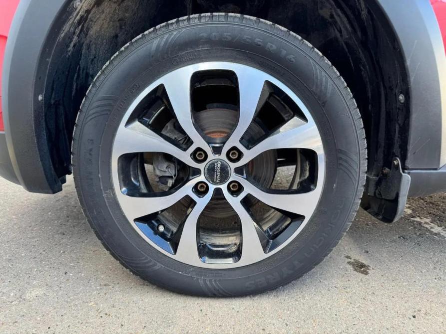 Renault Sandero II Рестайлинг Альметьевск  - изображение 4
