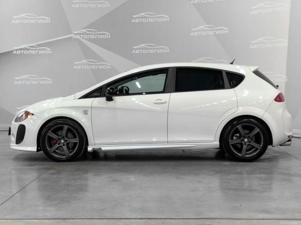 SEAT Leon II Рестайлинг с пробегом 2012 года, цена 1 120 000 рублей, 260000 км, хэтчбек, Автокод Объявления