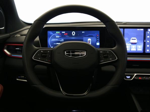 Geely Coolray I Рестайлинг с пробегом 2023 года, цена 2 249 000 рублей, 19441 км, внедорожник, Автокод Объявления