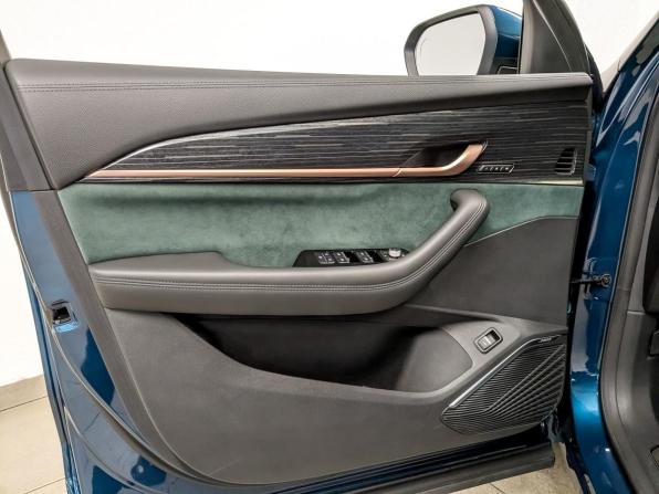 Geely Monjaro I с пробегом 2024 года, цена 3 550 000 рублей, 25523 км, внедорожник, Автокод Объявления