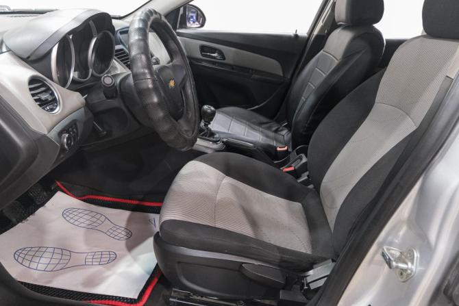 Chevrolet Cruze I с пробегом 2012 года, цена 899 000 рублей, 176000 км, хэтчбек, Автокод Объявления