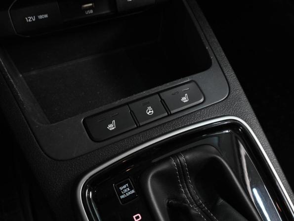 Kia Rio IV Рестайлинг с пробегом 2021 года, цена 1 599 000 рублей, 102657 км, седан, Автокод Объявления