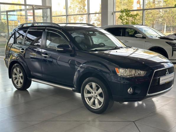 Mitsubishi Outlander II Рестайлинг с пробегом 2010 года, цена 1 245 000 рублей, 196000 км, внедорожник, Автокод Объявления