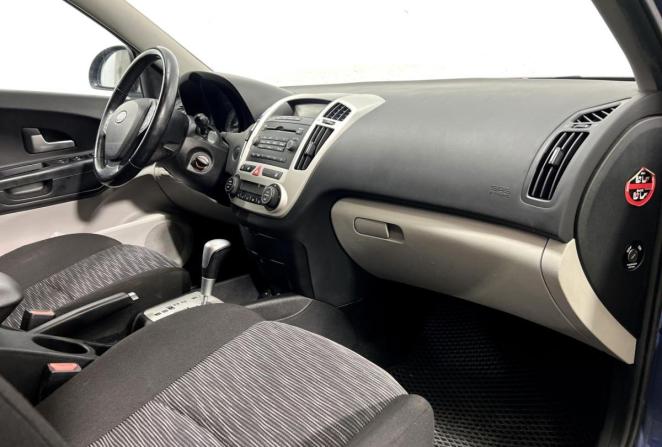 Kia Ceed I с пробегом 2009 года, цена 700 000 рублей, 205200 км, хэтчбек, Автокод Объявления