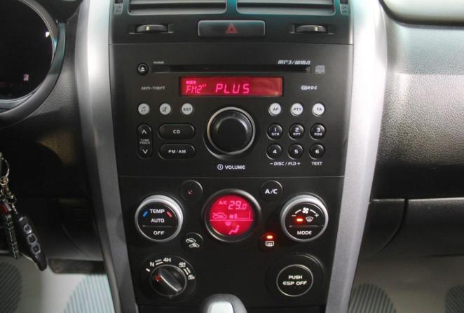 Suzuki Grand Vitara II Рестайлинг с пробегом 2010 года, цена 1 350 000 рублей, 103001 км, внедорожник, Автокод Объявления