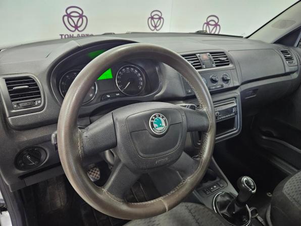 Skoda Fabia II Рестайлинг с пробегом 2010 года, цена 422 000 рублей, 239041 км, хэтчбек, Автокод Объявления