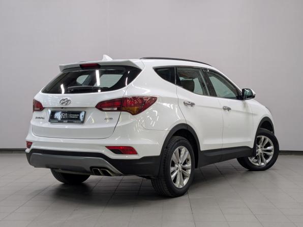 Hyundai Santa Fe III Рестайлинг с пробегом 2017 года, цена 2 100 000 рублей, 145682 км, внедорожник, Автокод Объявления