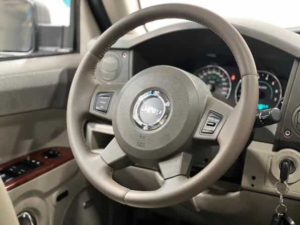 Jeep Commander с пробегом 2007 года, цена 1 100 000 рублей, 278000 км, внедорожник, Автокод Объявления