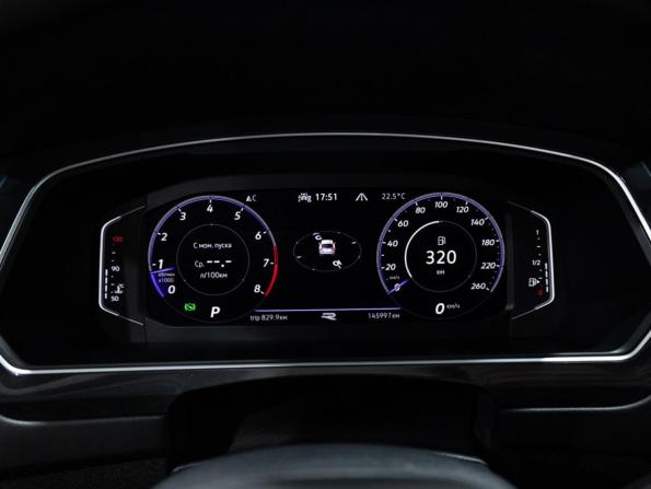 Volkswagen Tiguan II Рестайлинг с пробегом 2021 года, цена 3 319 700 рублей, 145904 км, внедорожник, Автокод Объявления