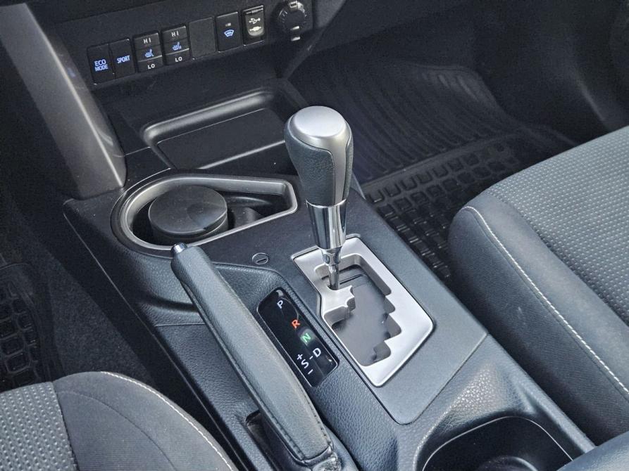 Toyota RAV4 IV (XA40) Рестайлинг Санкт-Петербург  - изображение 14