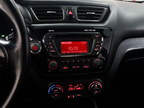 Kia Rio III с пробегом 2013 года, цена 949 000 рублей, 175738 км, седан, Автокод Объявления