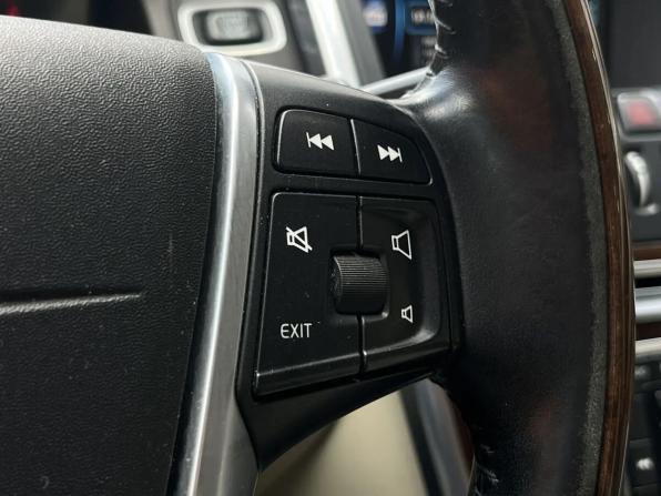 Volvo XC60 I с пробегом 2012 года, цена 1 045 000 рублей, 265568 км, внедорожник, Автокод Объявления