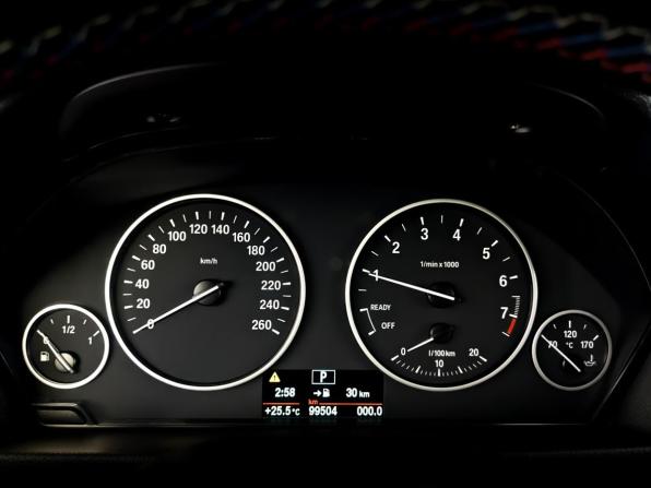 BMW 3 серии VI (F3x) Рестайлинг с пробегом 2018 года, цена 2 640 000 рублей, 99497 км, седан, Автокод Объявления