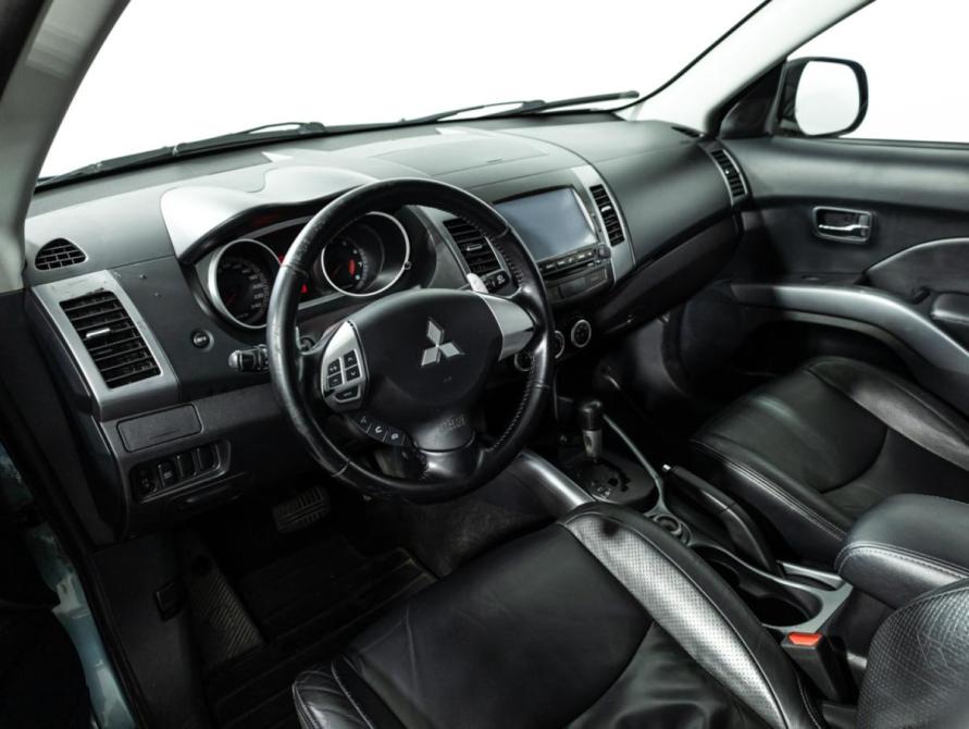 Mitsubishi Outlander II Санкт-Петербург  - изображение 12