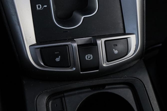 Chevrolet Captiva I Рестайлинг 2 с пробегом 2014 года, цена 1 590 000 рублей, 127971 км, внедорожник, Автокод Объявления