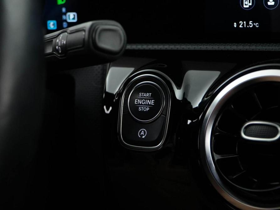 Mercedes-Benz A-Класс IV (W177) Москва  - изображение 19