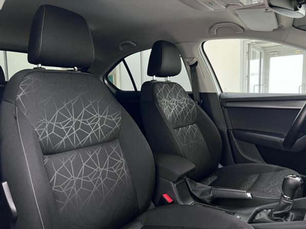 Skoda Octavia III (A7) Рестайлинг с пробегом 2020 года, цена 2 430 000 рублей, 39825 км, лифтбек, Автокод Объявления