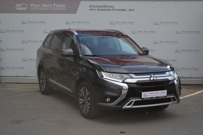 Mitsubishi Outlander III Рестайлинг 3 с пробегом 2020 года, цена 2 490 000 рублей, 115900 км, внедорожник, Автокод Объявления