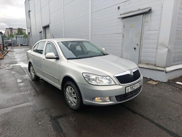 Skoda Octavia II (A5) Рестайлинг с пробегом 2012 года, цена 1 199 000 рублей, 39279 км, лифтбек, Автокод Объявления